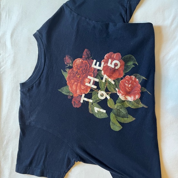 The 1975 shirt - Picture 2 of 5